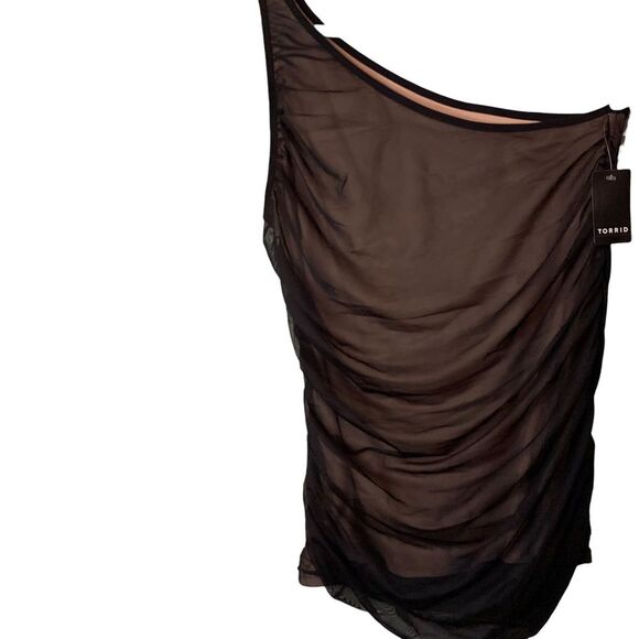 Torrid Black Mesh Top One Shoulder Contrast Lining Foxy Shirt Size 2x 18/20 - Picture 3 of 8